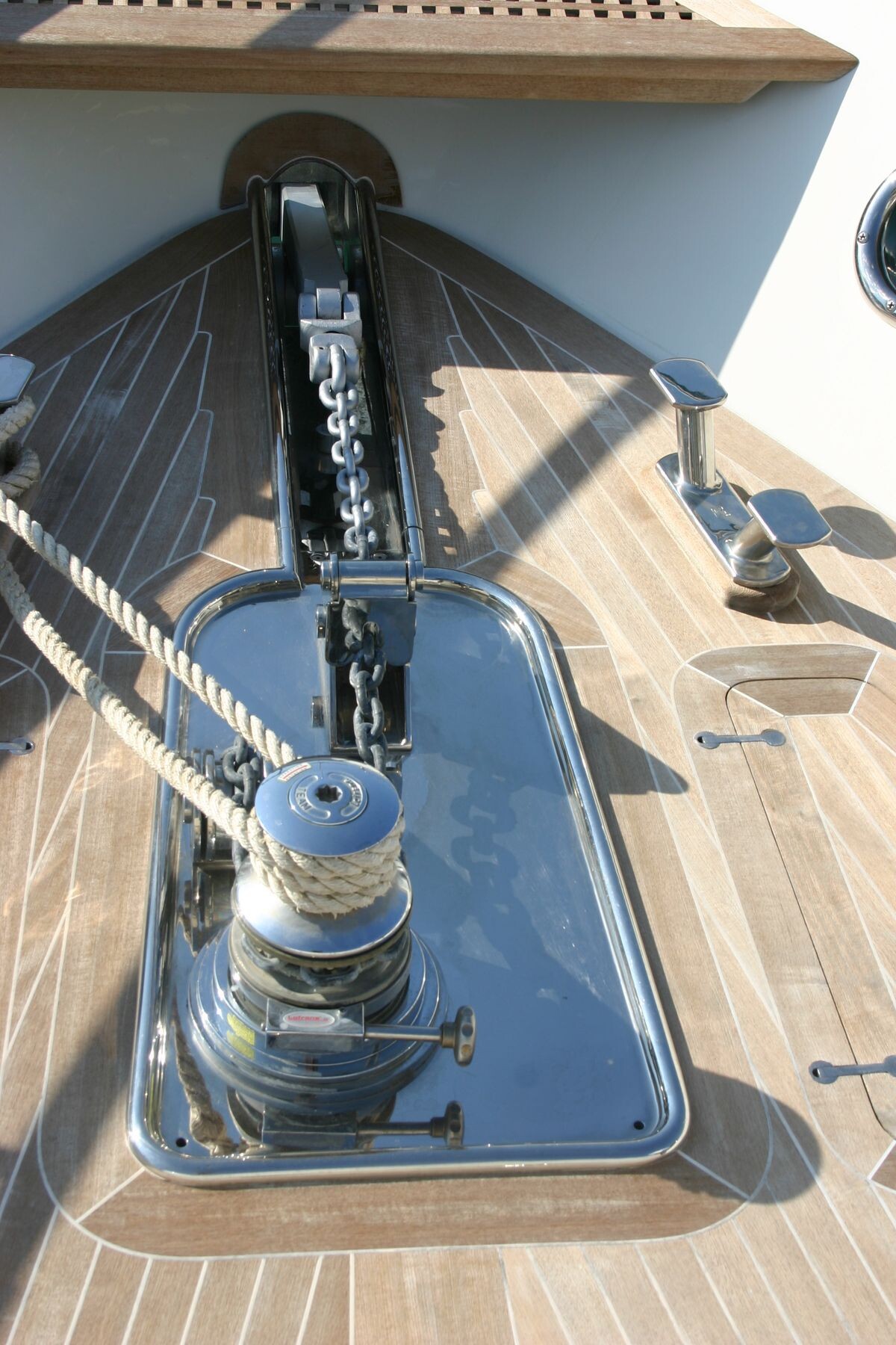 🚤 Yat Malzemesi Satın Alma Rehberi: Sıfır mı, İkinci El mi?